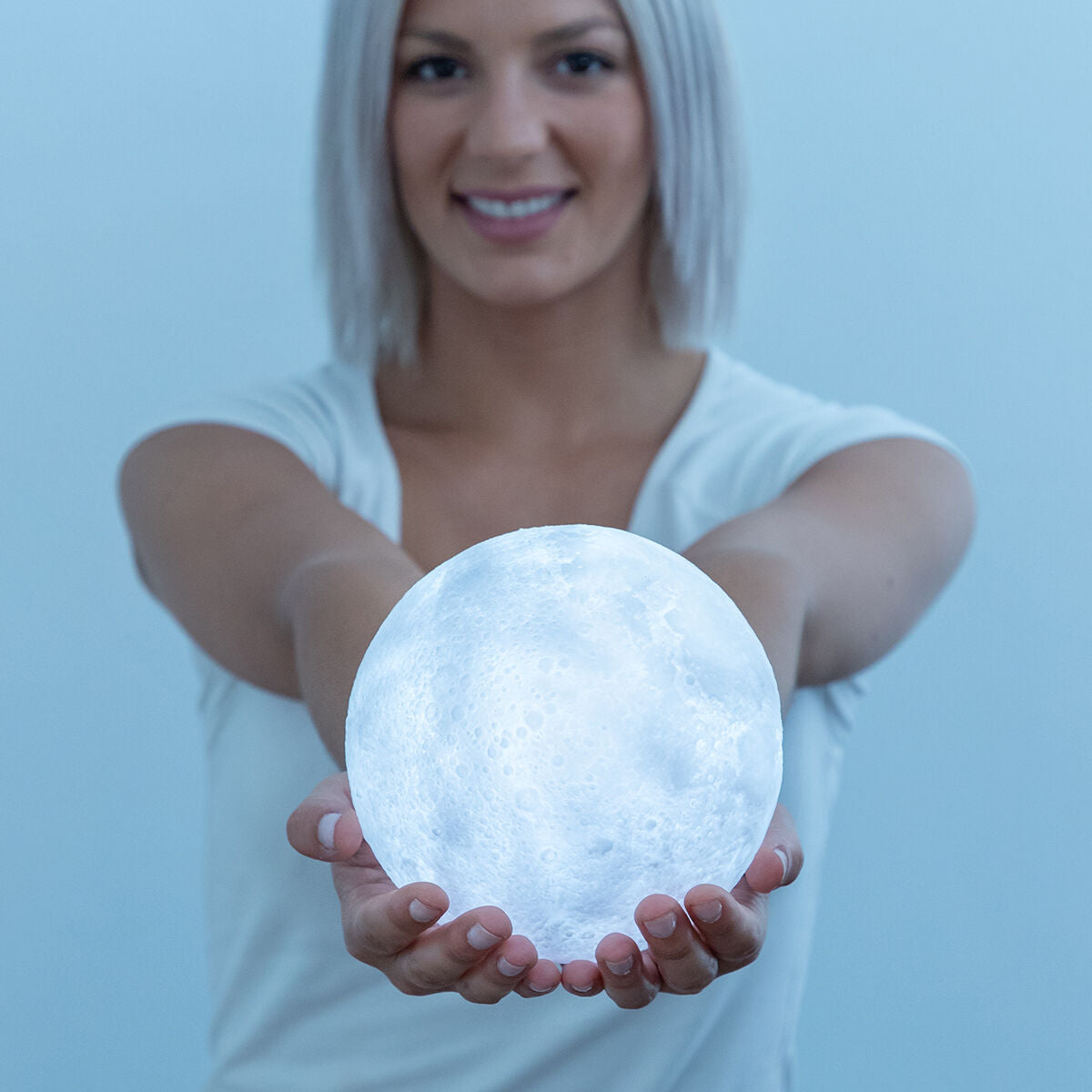 InnovaGoods Moondy LED Månlampa – Magisk Belysning för Hemmet