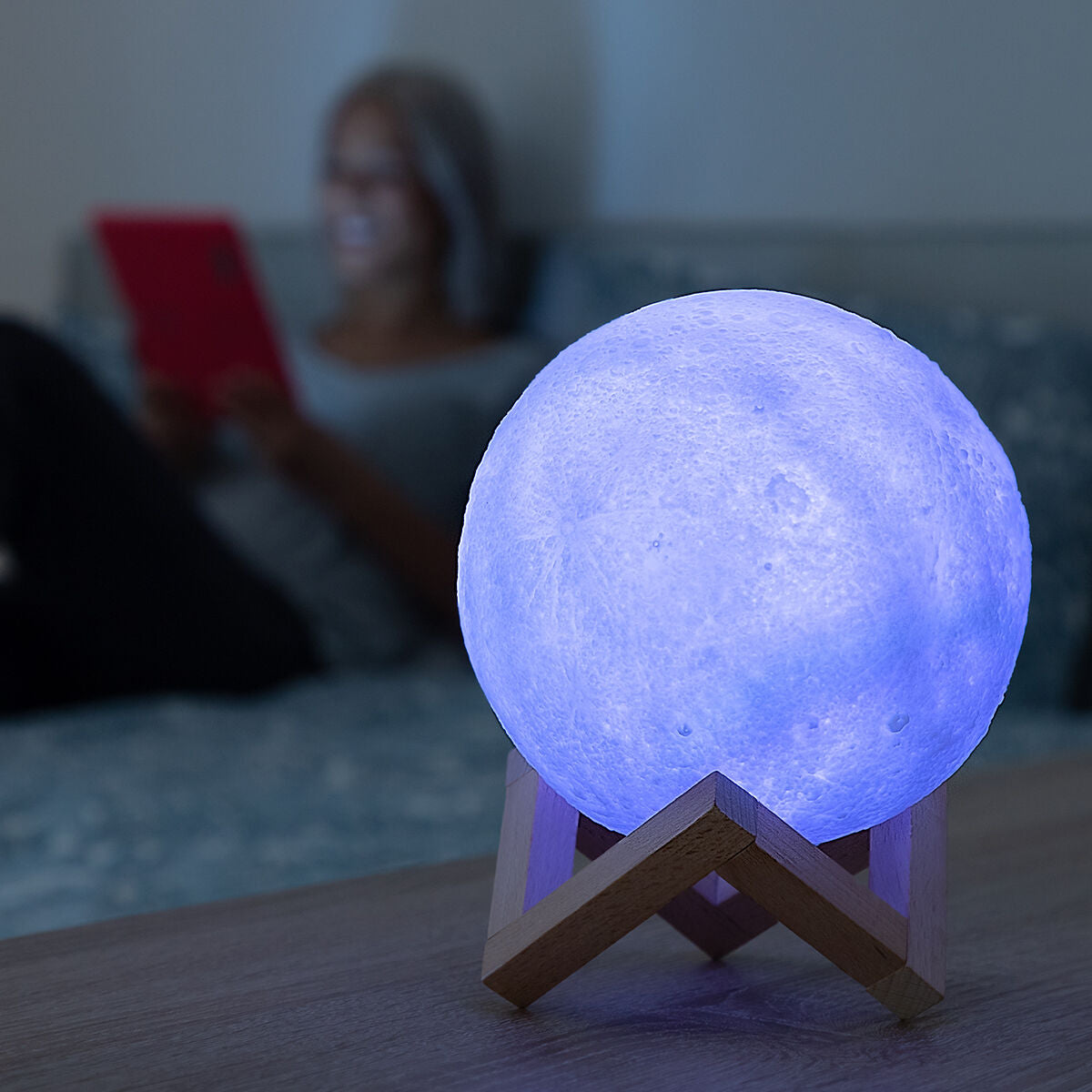 InnovaGoods Moondy LED Månlampa – Magisk Belysning för Hemmet